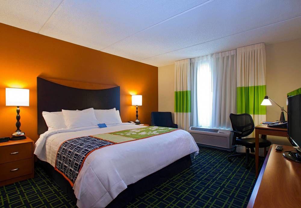 Fairfield Inn & Suites By Marriott San Antonio Downtown/Alamo Plaza Exterior photo